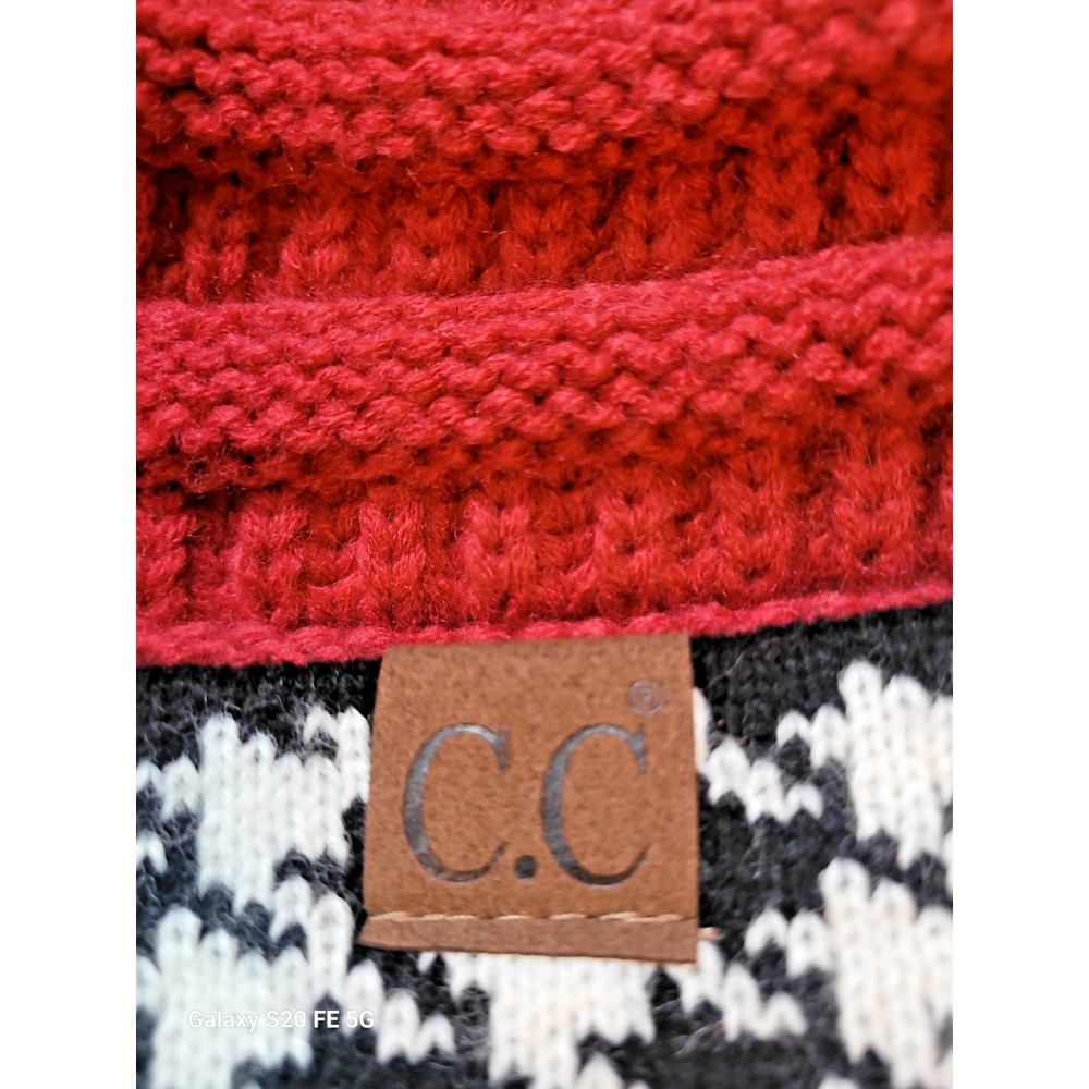 CC Logo Womens Red and Houndstooth Pattern Knit Beanie Cozy Winter Rolltide Hat